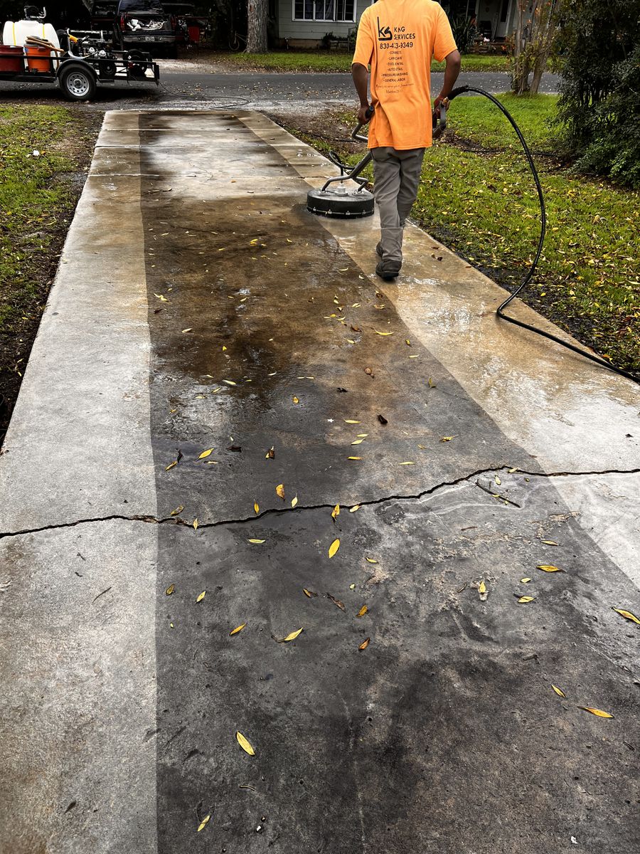 Concrete Construction for King Services in Seguin, TX