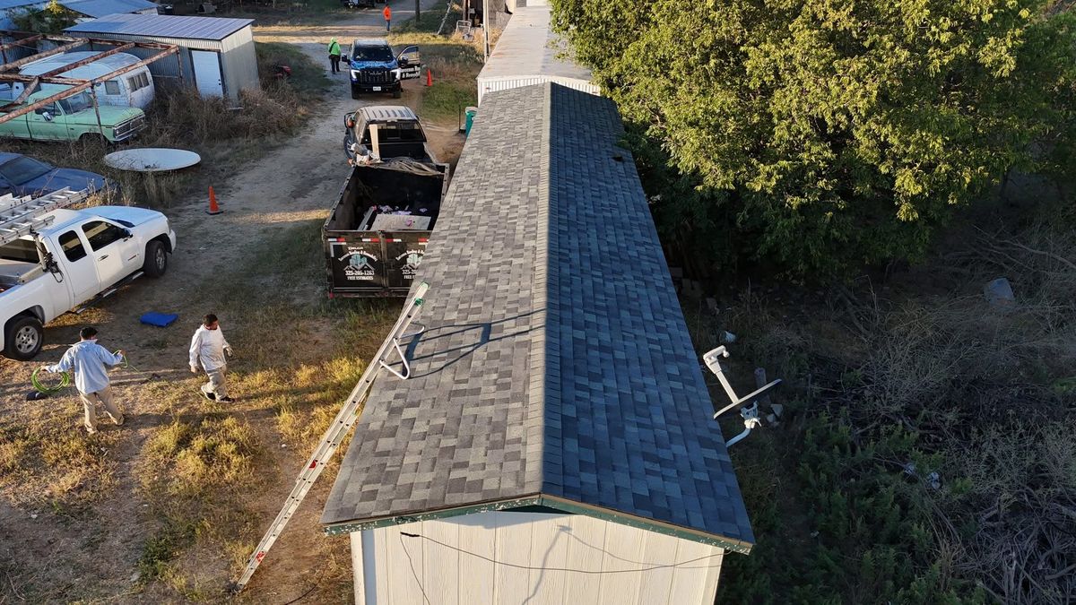 Roof repairs for Barcenas Roofing & Remodeling in San Saba, TX
