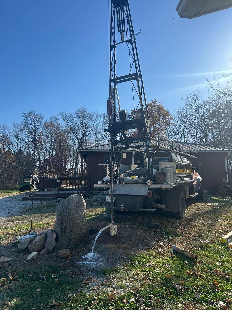 Foundation Digging for Mike Wilcoxson Excavating & Well Drilling in Pierceton,  IN