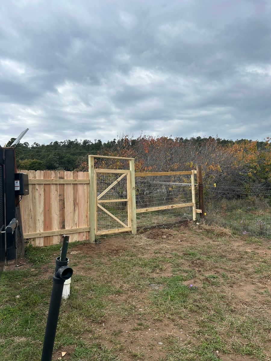 Fencing for MPB Construction LLC in Albuquerque, NM