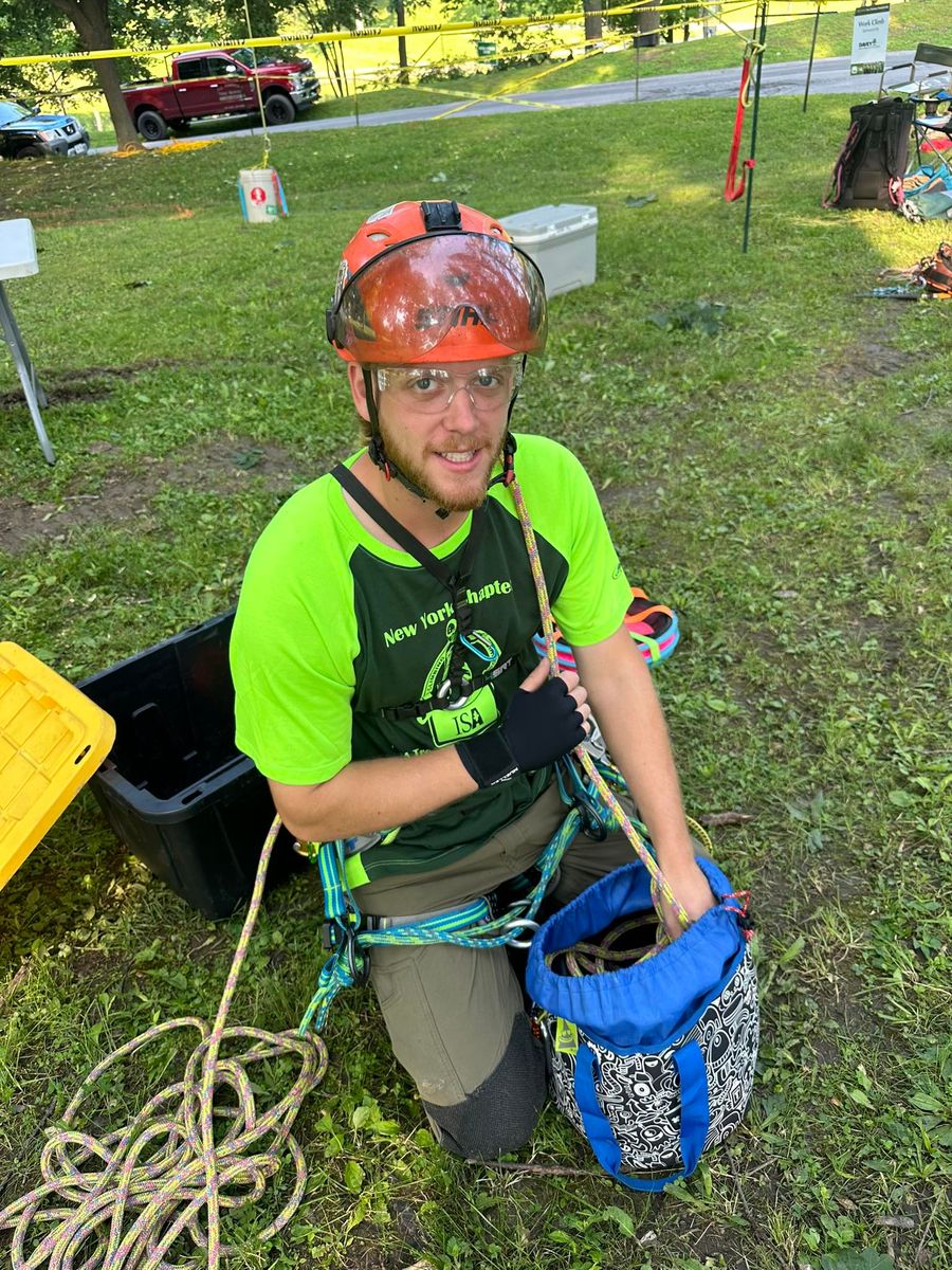 Aerial Cat Rescue for T's Trees in Albany, NY