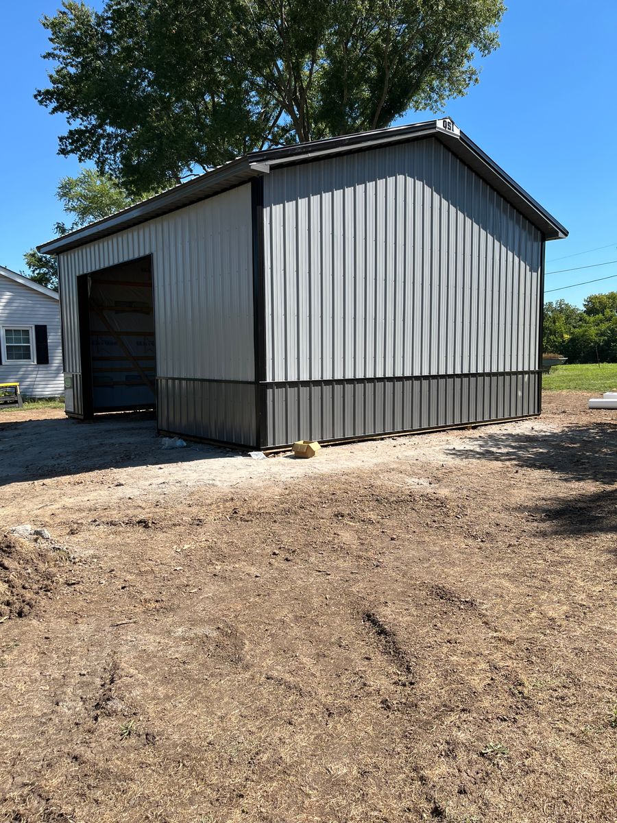 Garage Construction for Midwest Framing in Lawrence, KS