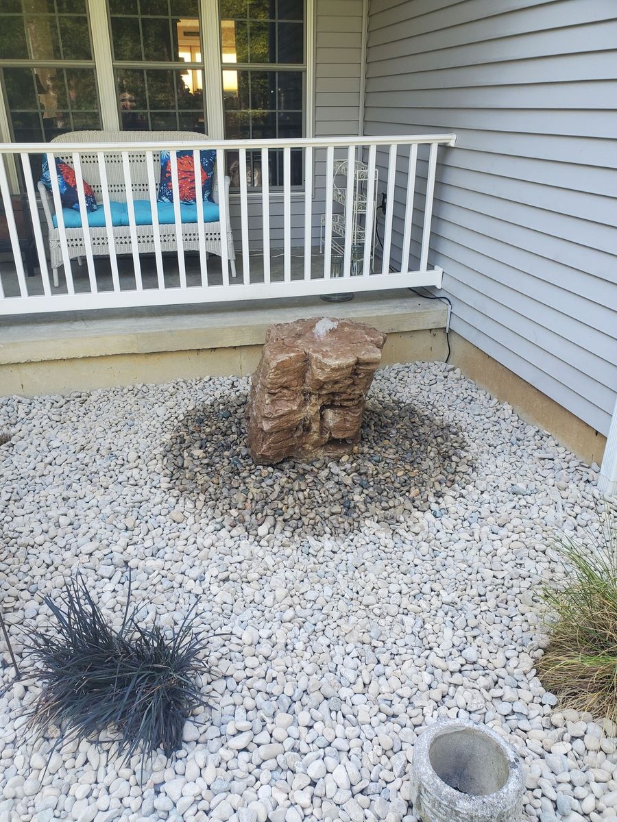 Mulch & Rock Beds for Wolfe Custom Landscaping in Milford, OH