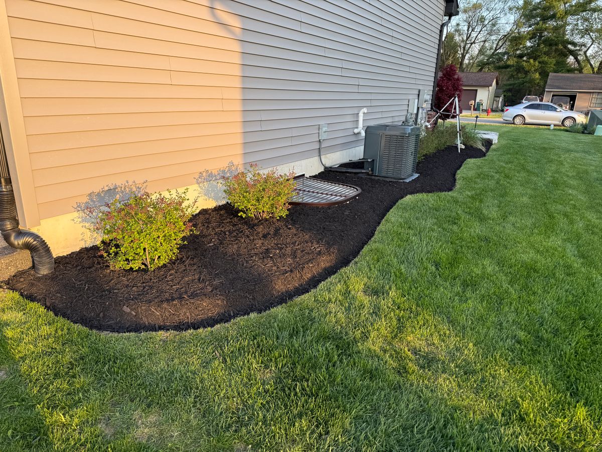 Mulch Installation for Denali Outdoor Services in Washington, MI