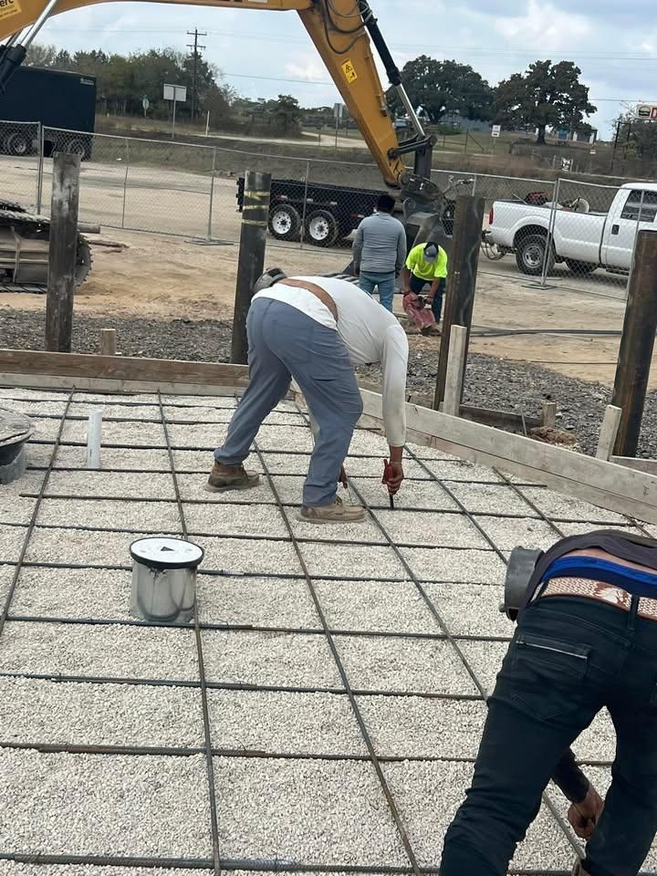 Day Laborer Hourly Rates for King Services in Seguin, TX