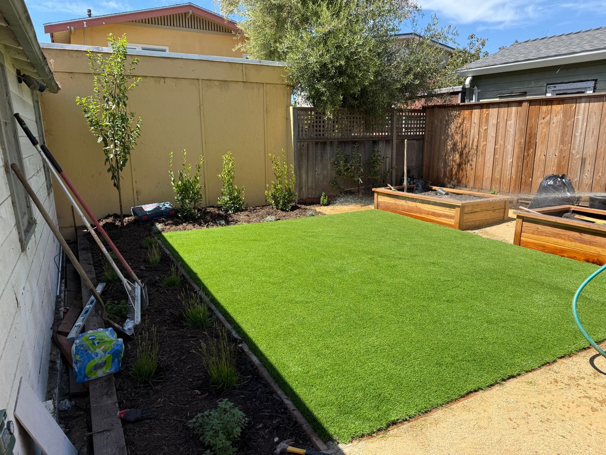 Material Delivery for Digging Dudes in Hayward, CA