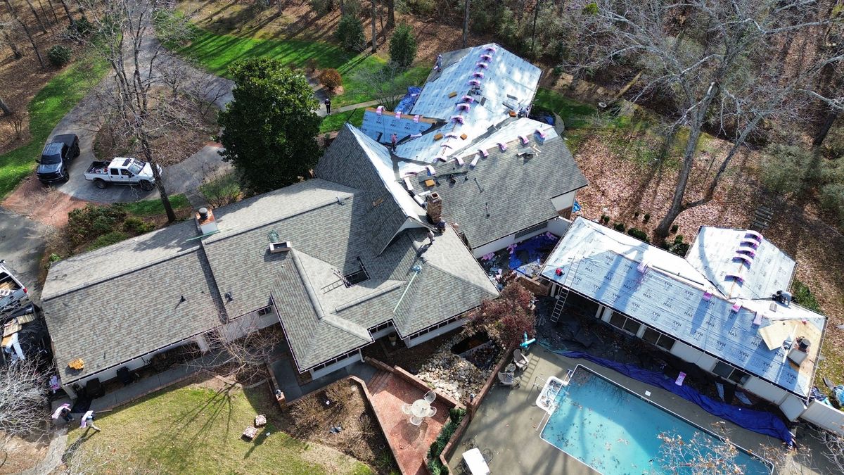 Roofing Installation for Givins Roofing & Gutters in Cartersville, GA