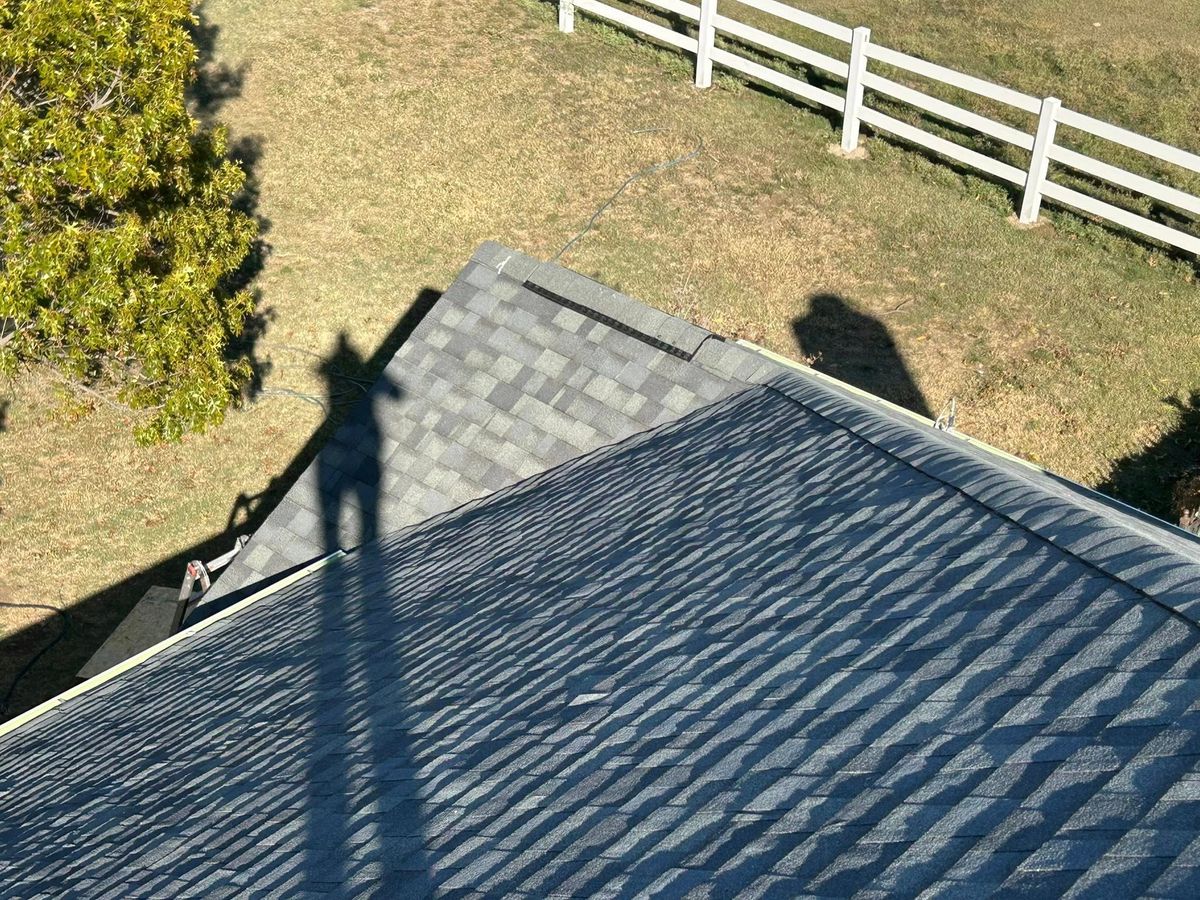Roofing Installation for Royalty Contracting Roofing in Saginaw, TX