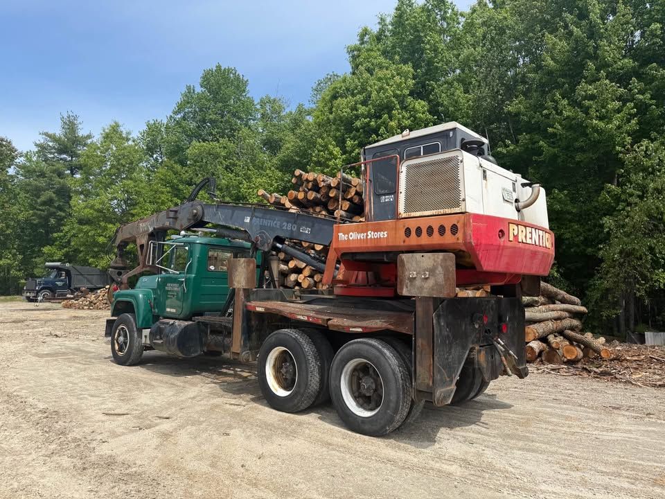 2001 Prentice 280 Log Loader for  in Northumberland, NH