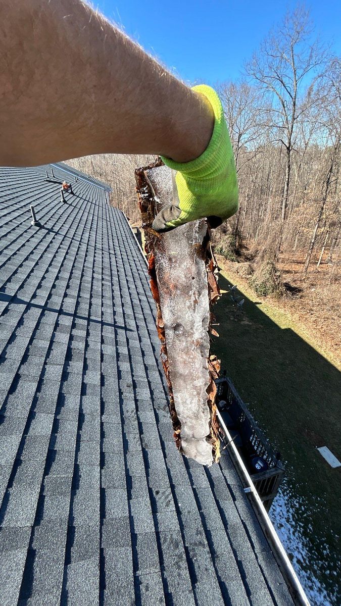 Gutter Cleaning for Rakos Exterior Cleaning in Lynchburg, VA