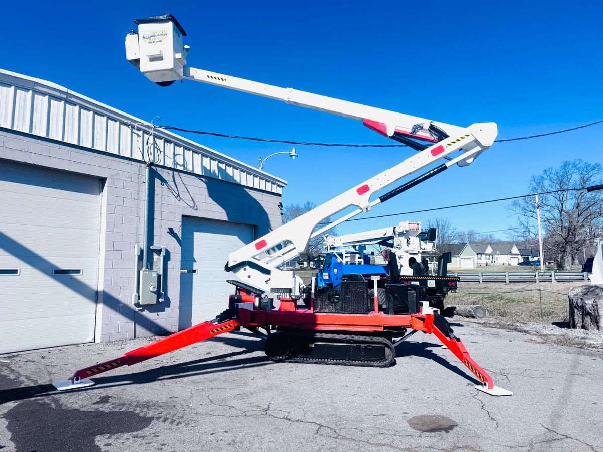 Tree Trimming for Lamb Brothers Clearing in Murray, KY