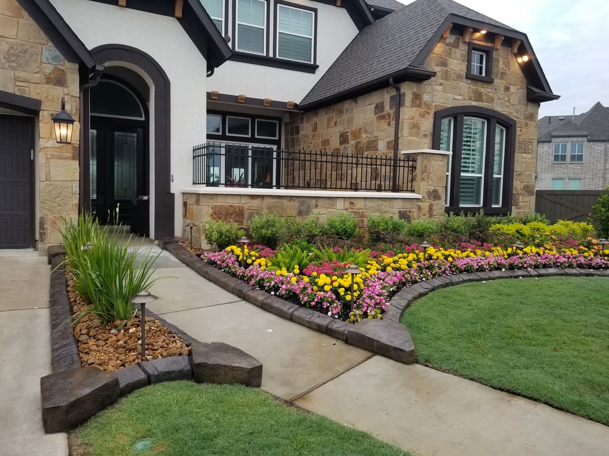 Landscaping for Texas Curb N Borders in Houston, TX