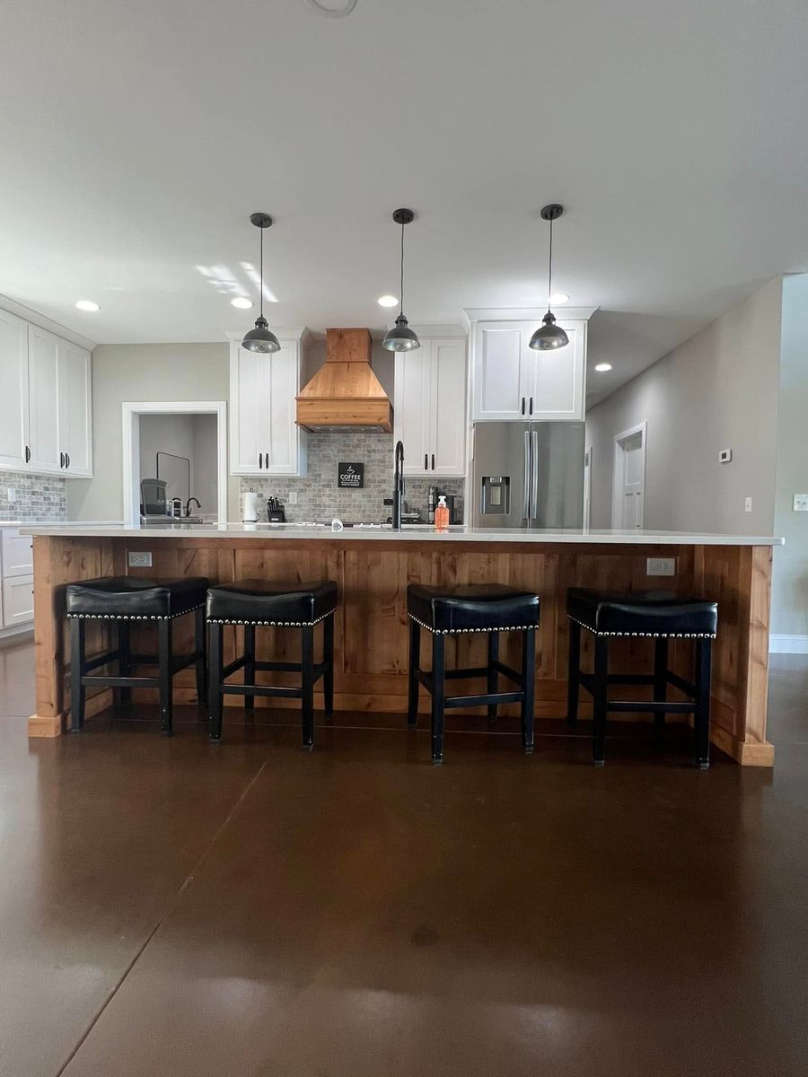 Custom Homes for Ridgeline Construction in Hiddenite, NC