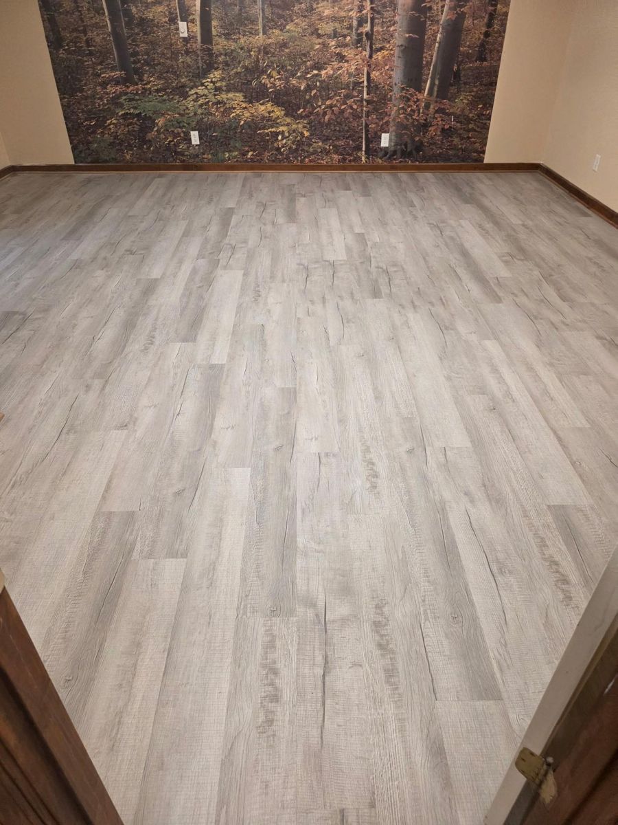 Laminate Flooring for Jason Tench Flooring LLC in Richmond, VA