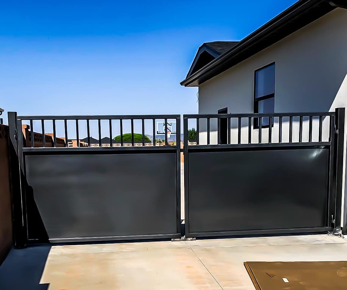 Gate Installation and Repair for Burton Fencing in Parowan, UT