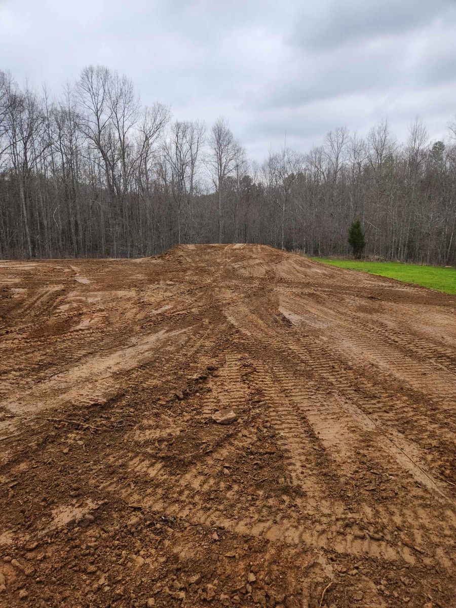 Land Grading & Leveling for West TN Dirt Works in Lexington, TN