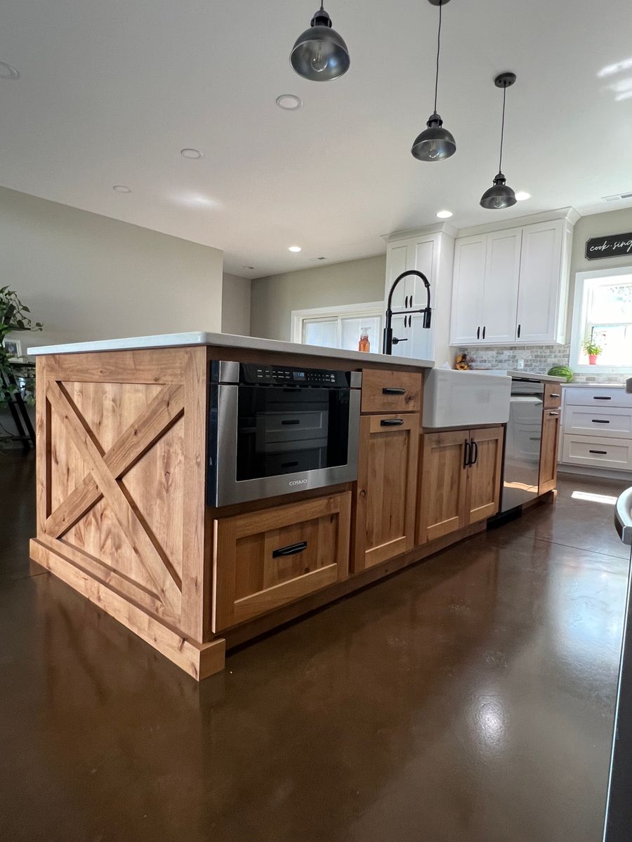 Custom Homes for Ridgeline Construction in Hiddenite, NC