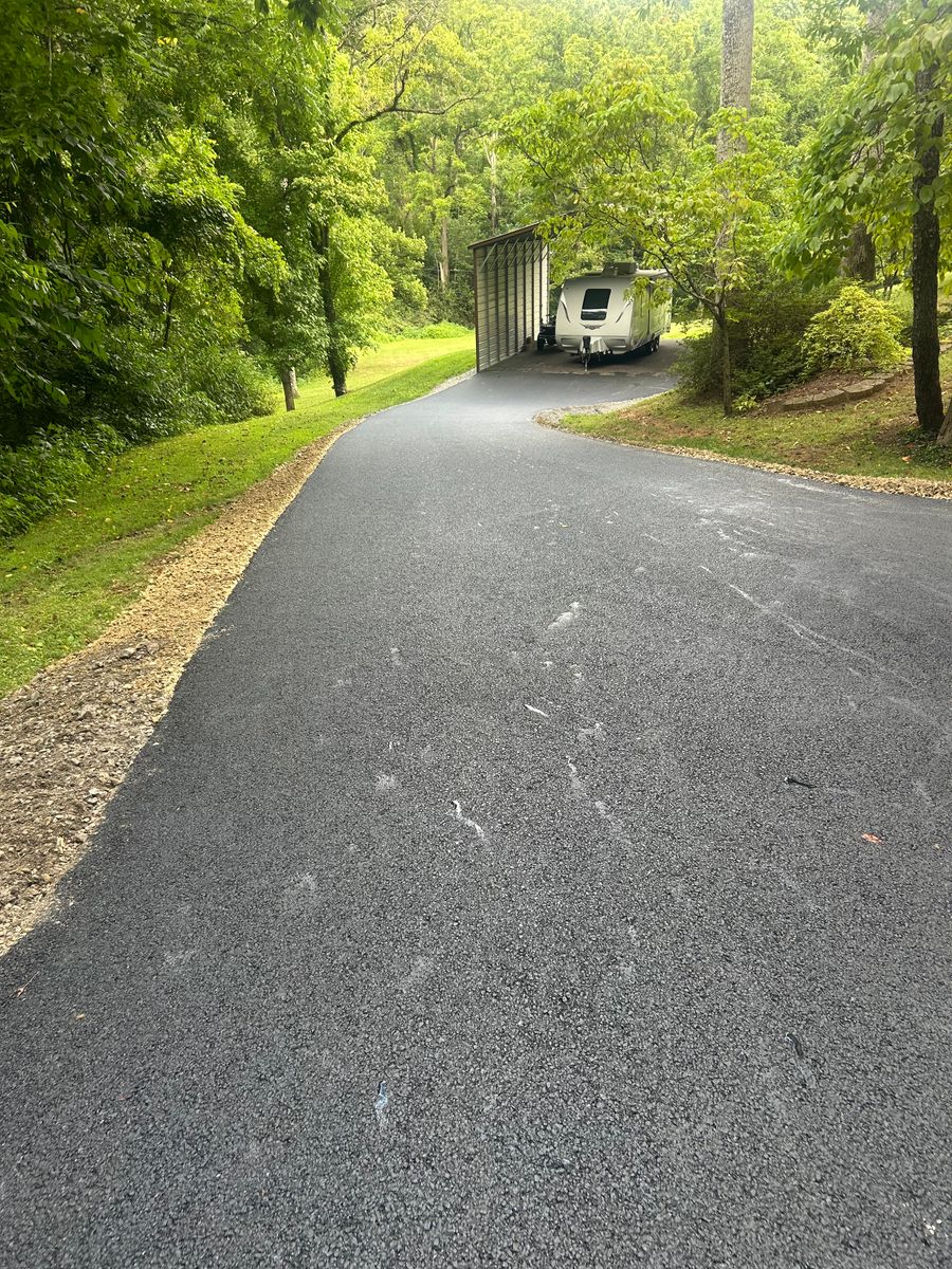 Asphalt Driveways for James R Carter Paving in Roanoke, VA