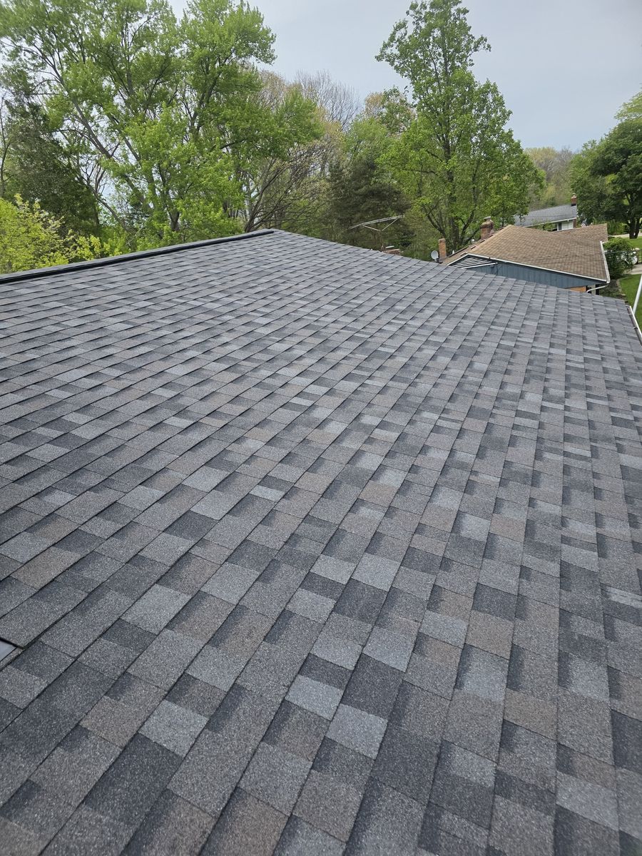 Roofing Installation for Rise Above Roofing in Stow, OH