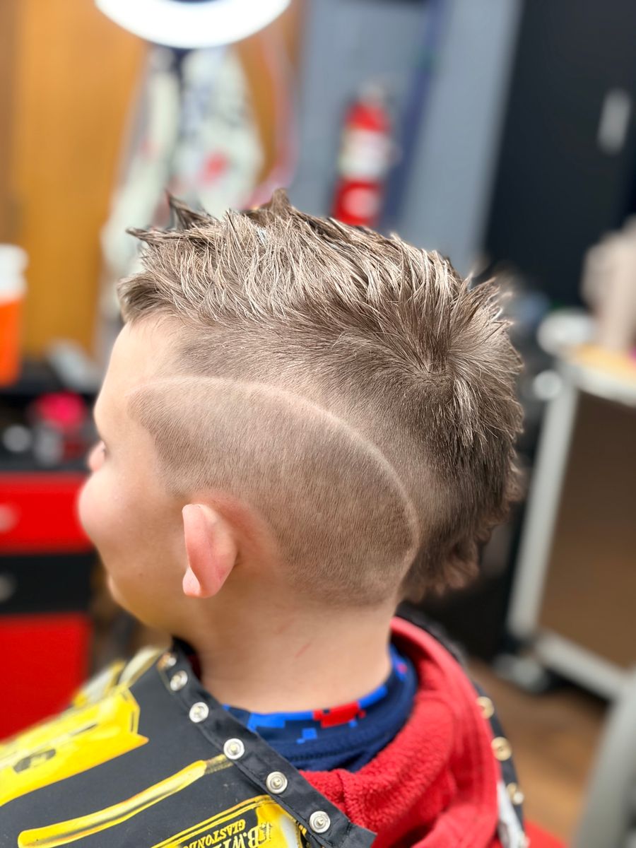 Kids Haircuts for LGND CUTS in Williston, ND