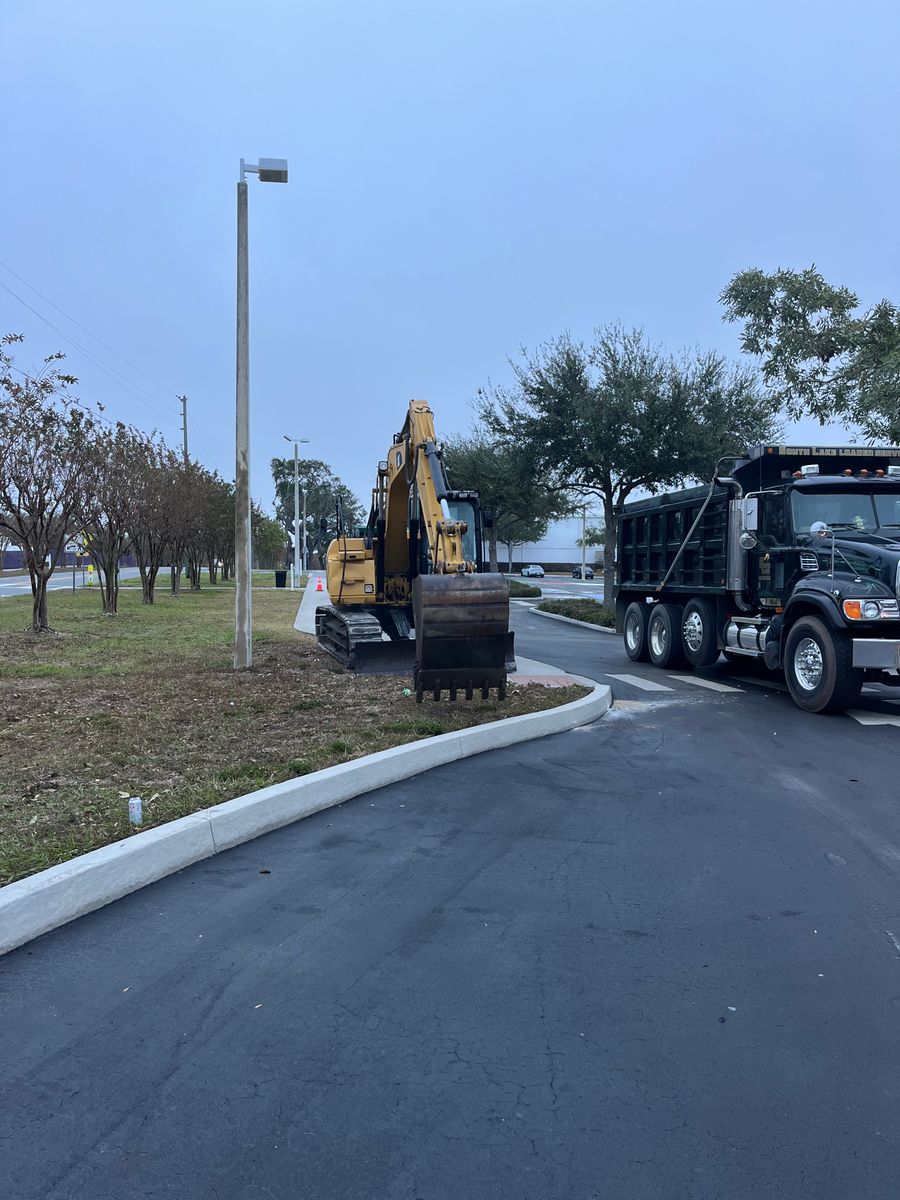 Hauling for South Lake Loader Service in Minneola, FL