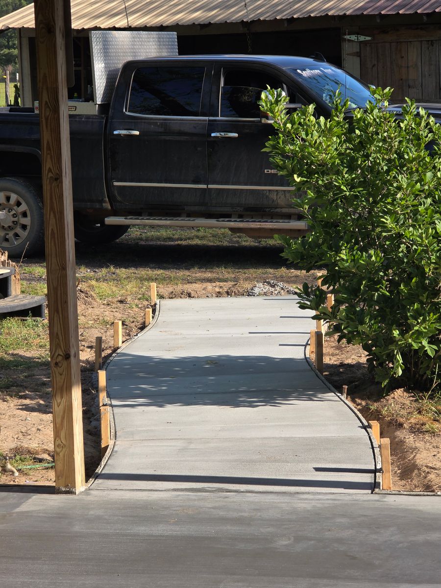 Sidewalk Construction for Southern Boys Concrete LLC in   Hosford, FL