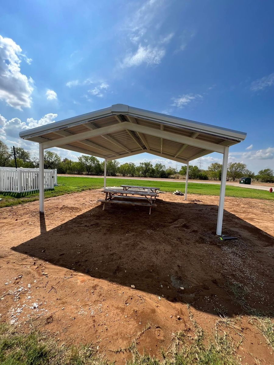 Metal Fabrication for Roadrunner Welding & Construction in Based in Hull City, TX