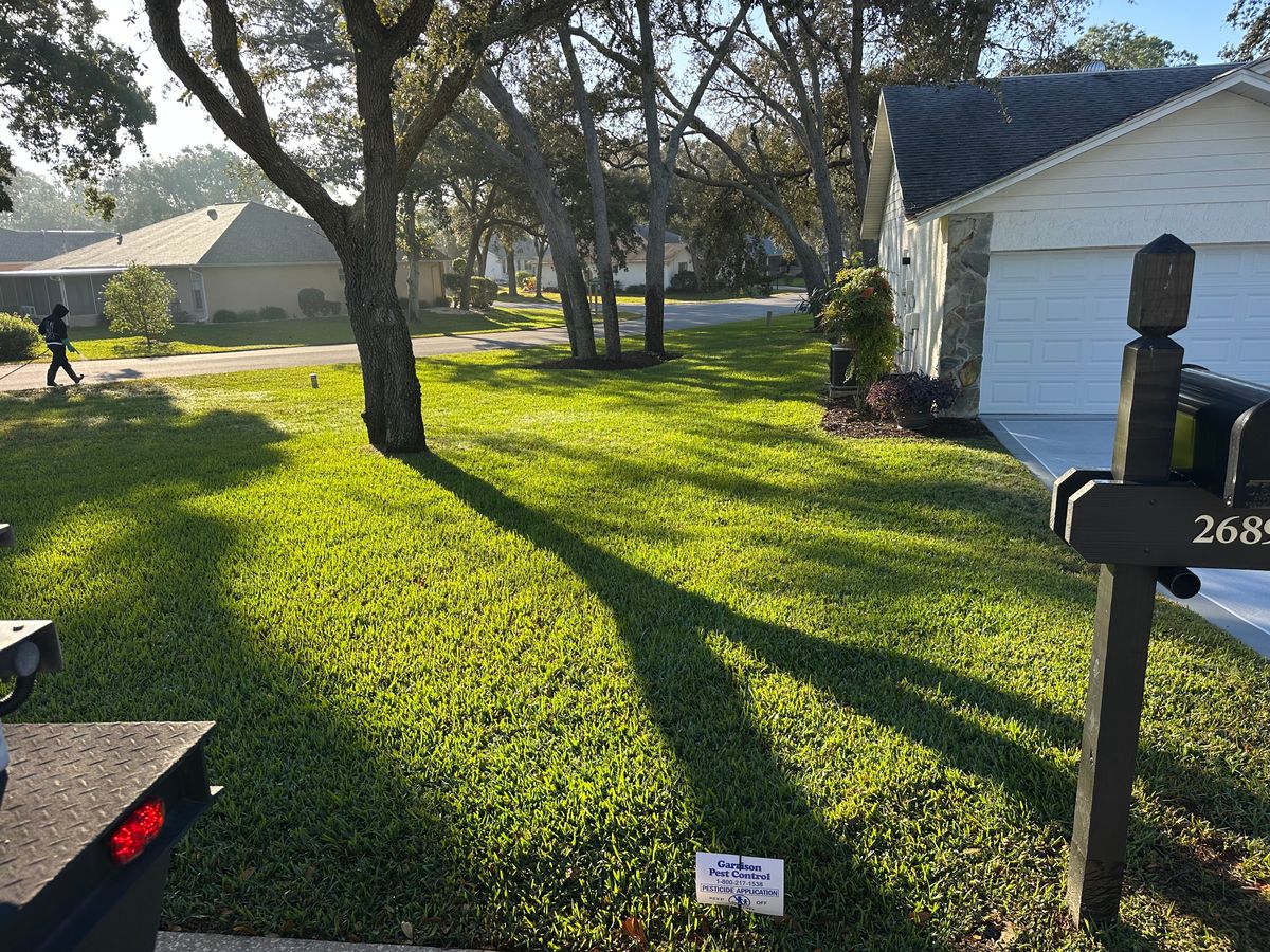 Lawn Spraying for Garrison Pest Control Inc in North Weeki Wachee, FL