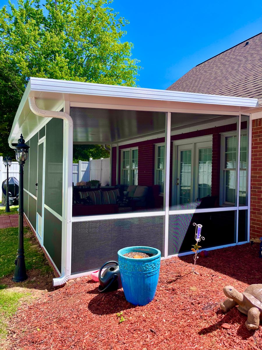 Screen Rooms for Cool Hand Home Improvements in Spartanburg, SC