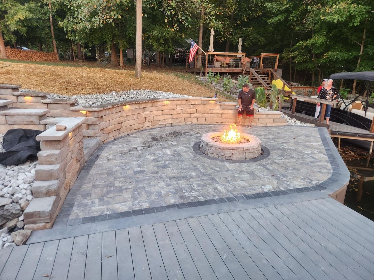 Landscape Lighting for Stafford.Works in Hendricks County, IN 