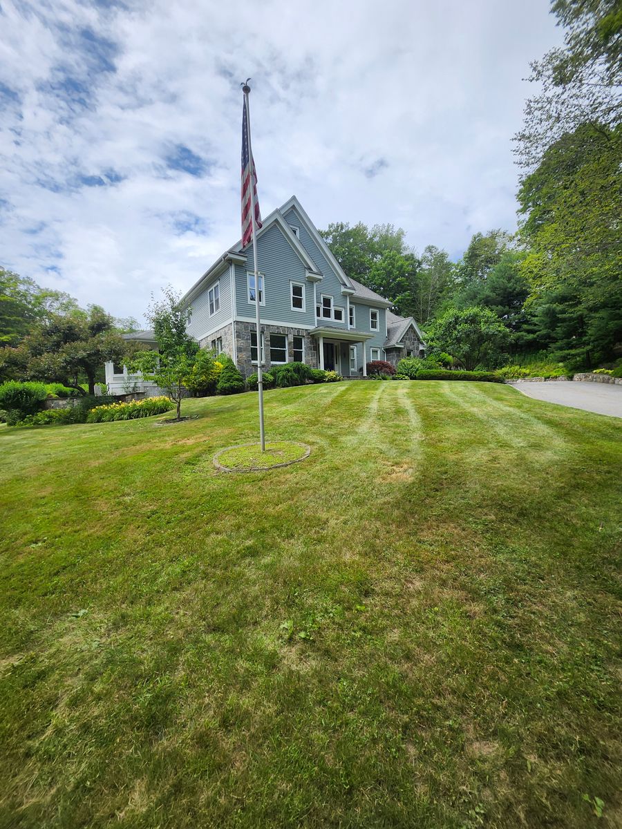 Landscape Installation for Landscape Innovations LLC in Torrington, CT