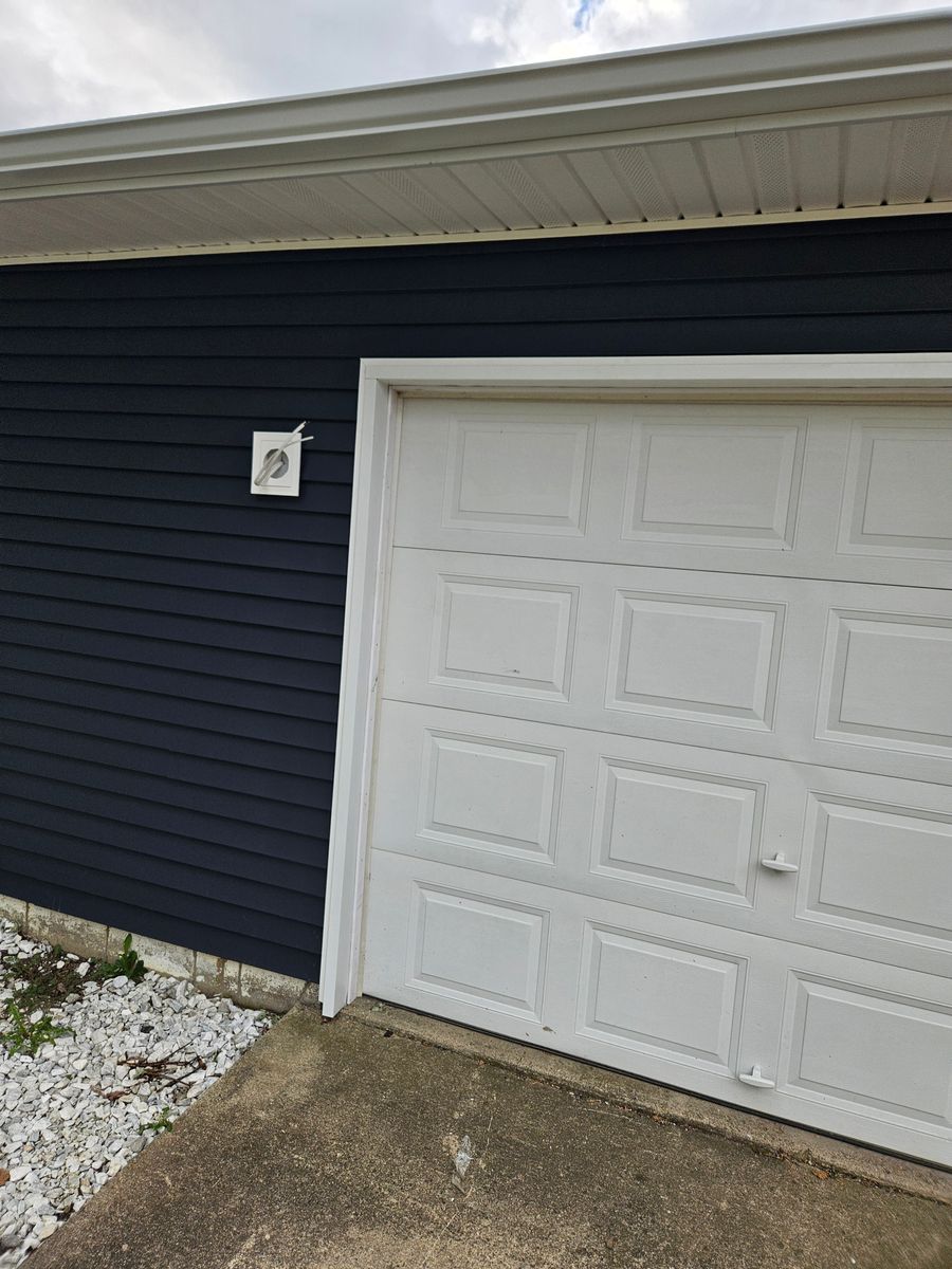 doors and windows for John Colvin's Home Improvement in Modoc,  IN