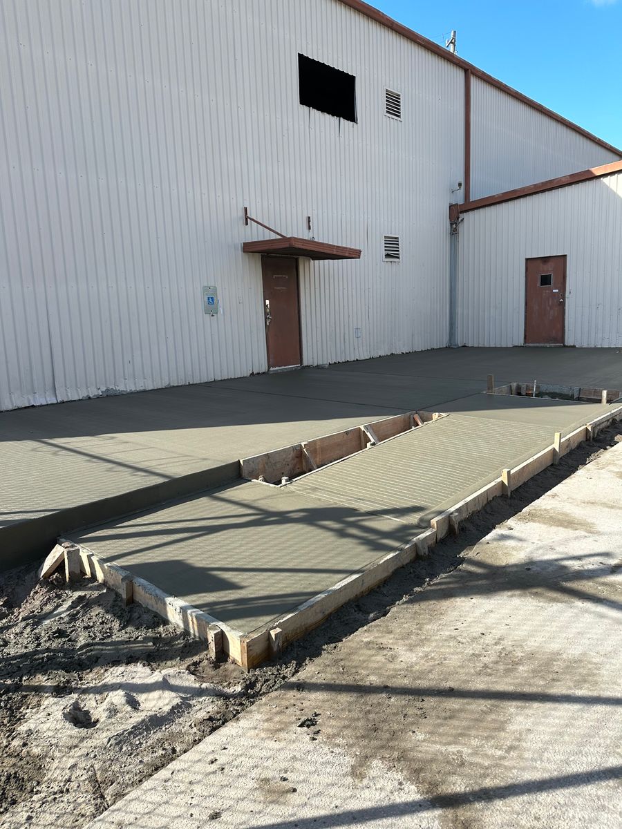 Flatwork for BigTex Concrete Construction in Houston, TX