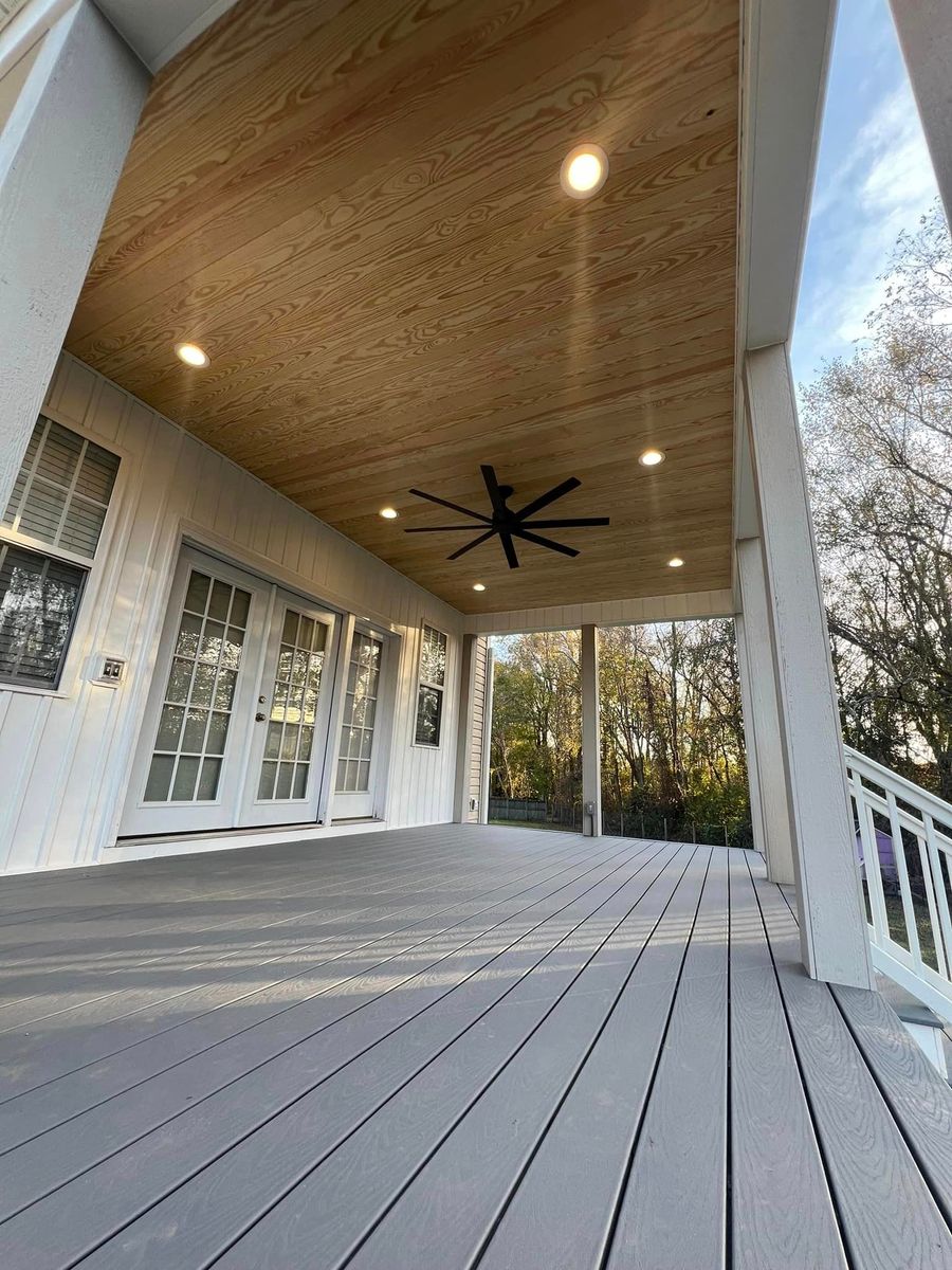 Porches and Decks for Johnson Carpentry & Remodeling LLC in Four Oaks,  NC