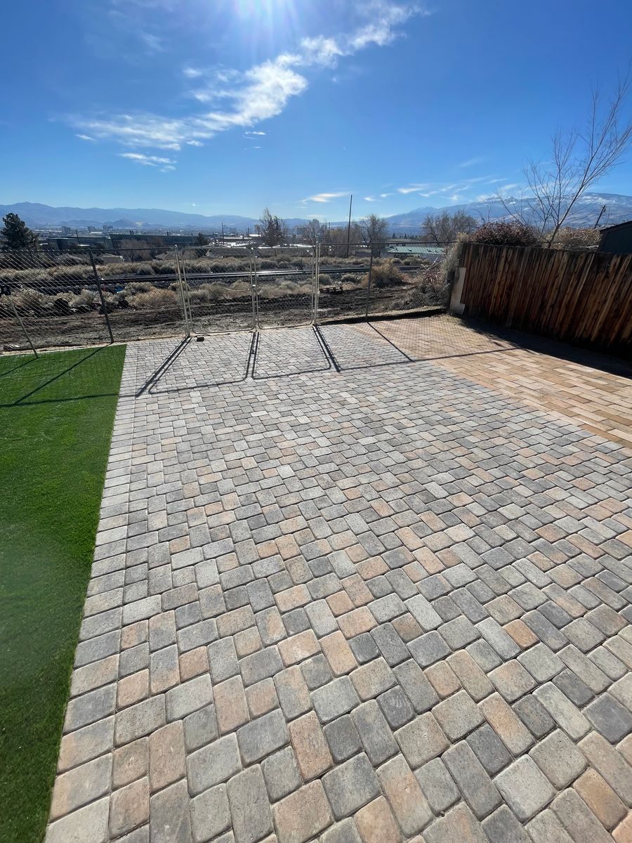 Synthetic turf for Angel Landscaping in Sparks, NV