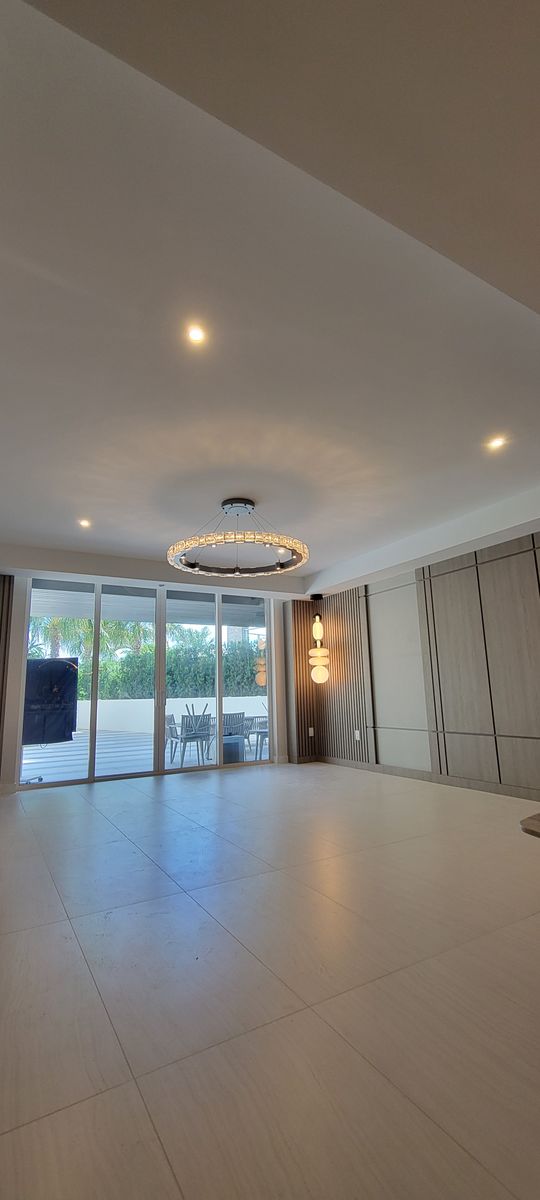 Lighting Installation and Repairs for Rhino Electric in Hollywood, FL