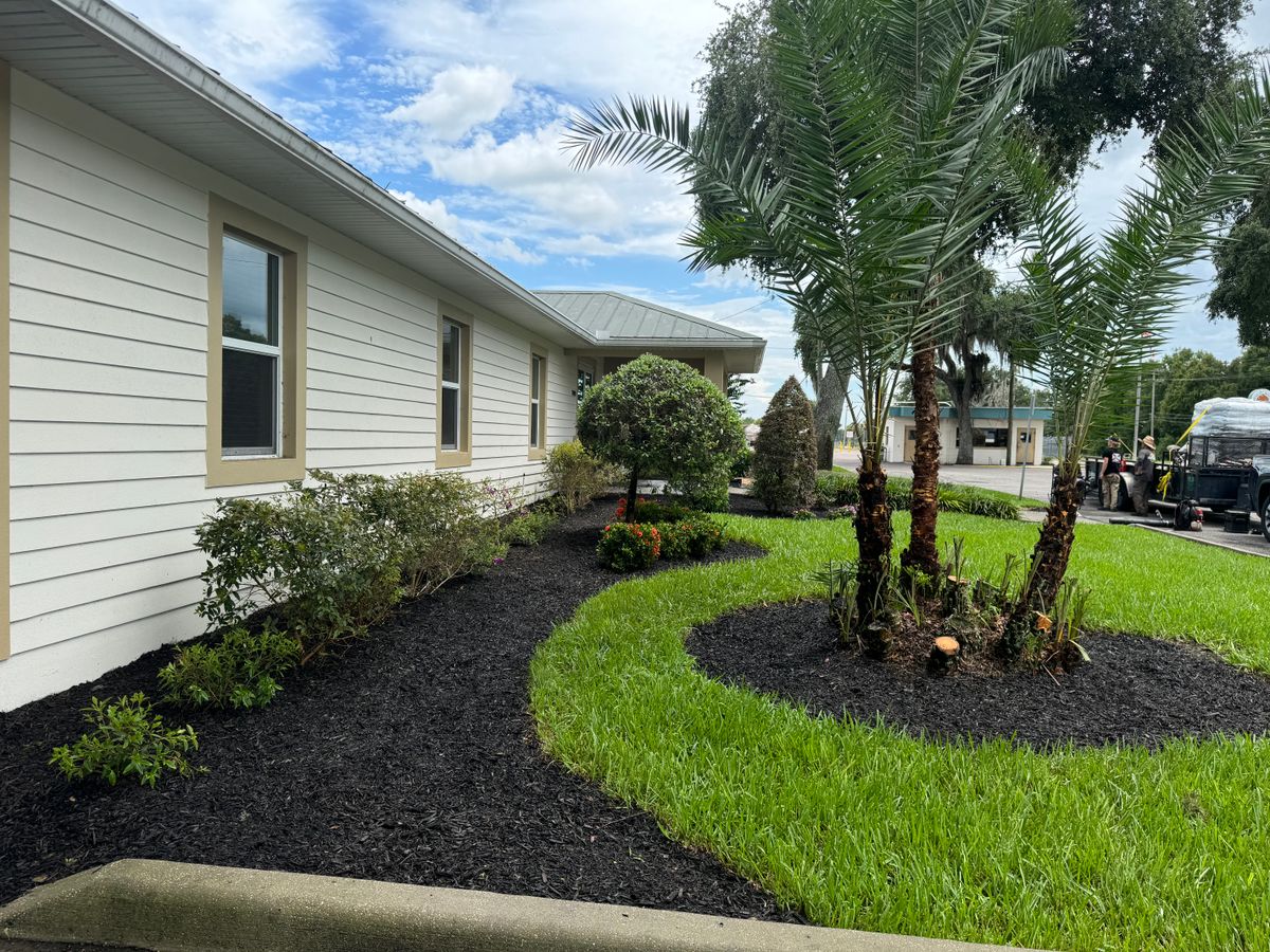 Mulch/Rock Installation for MyerScapes Environmental LLC in Mulberry, FL