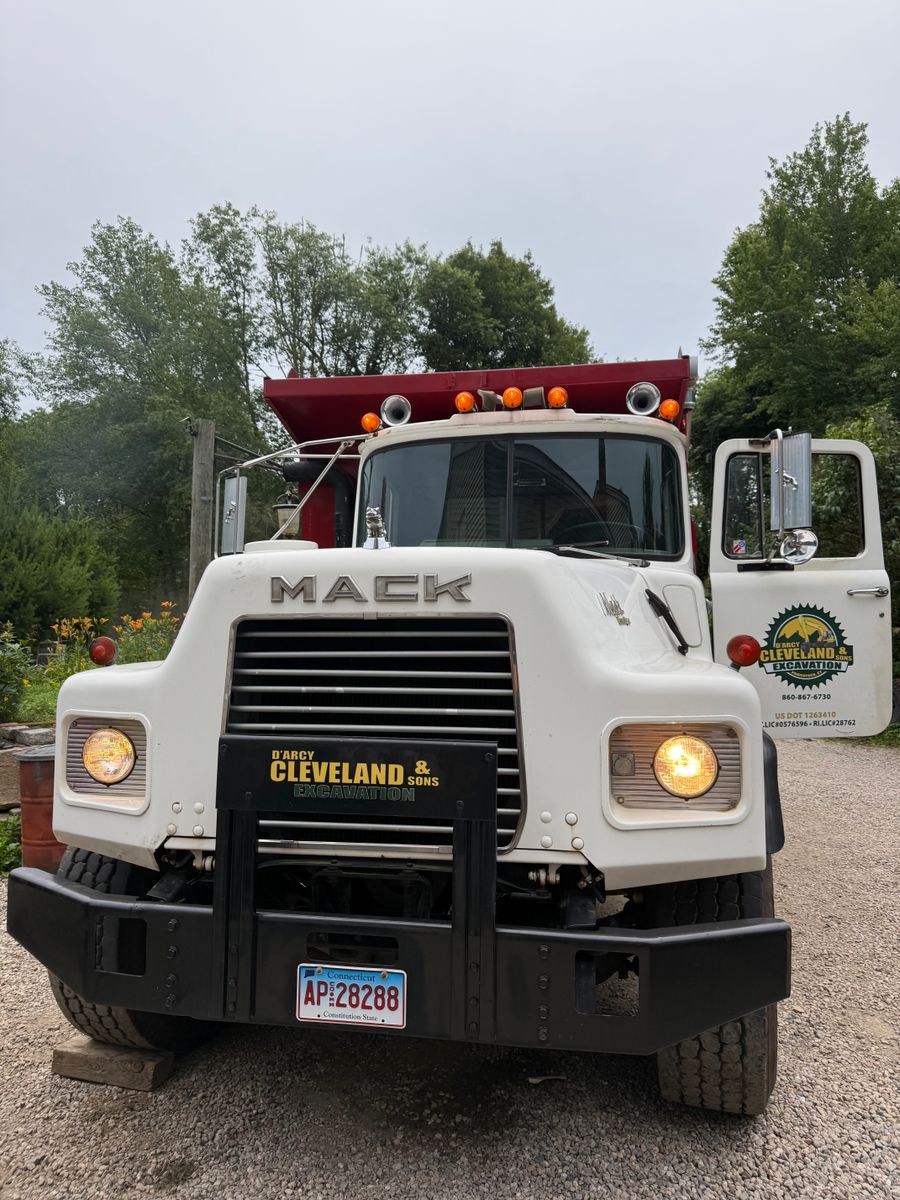 Material hauling for DArcy  Cleveland & Sons Excavation LLC in Pawcatuck, CT