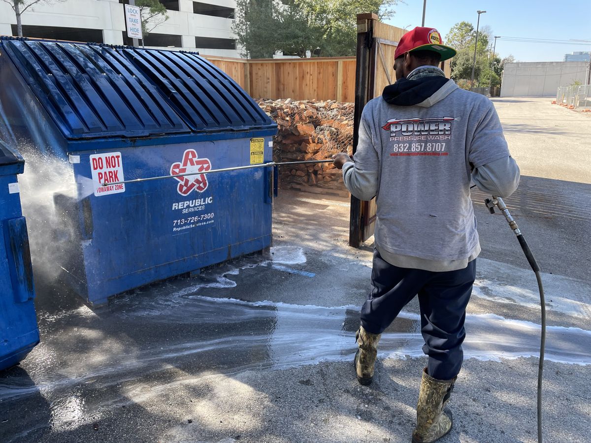 Dumpster Pad Cleaning for Power Pressure Wash in Houston, TX