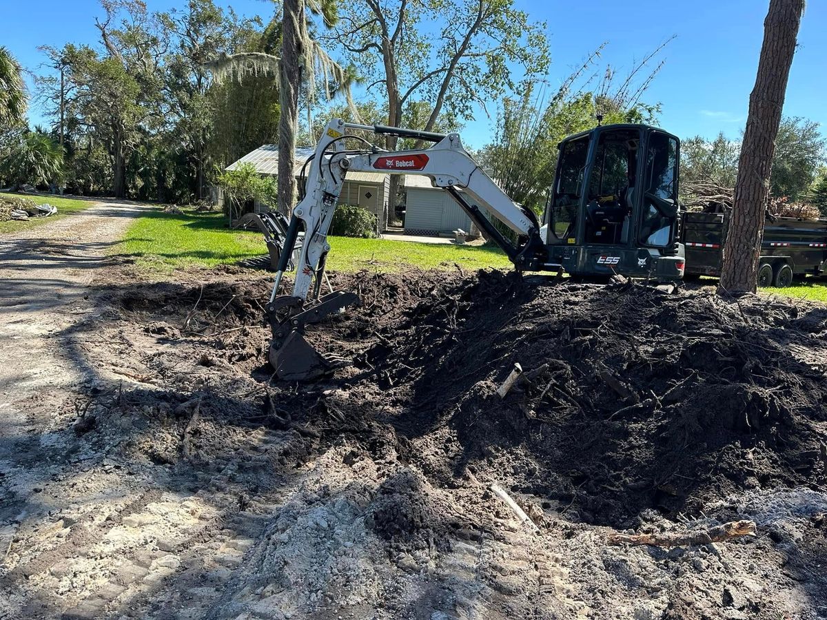 Excavation for Walsh Fencing & Land Management in Tavares, FL