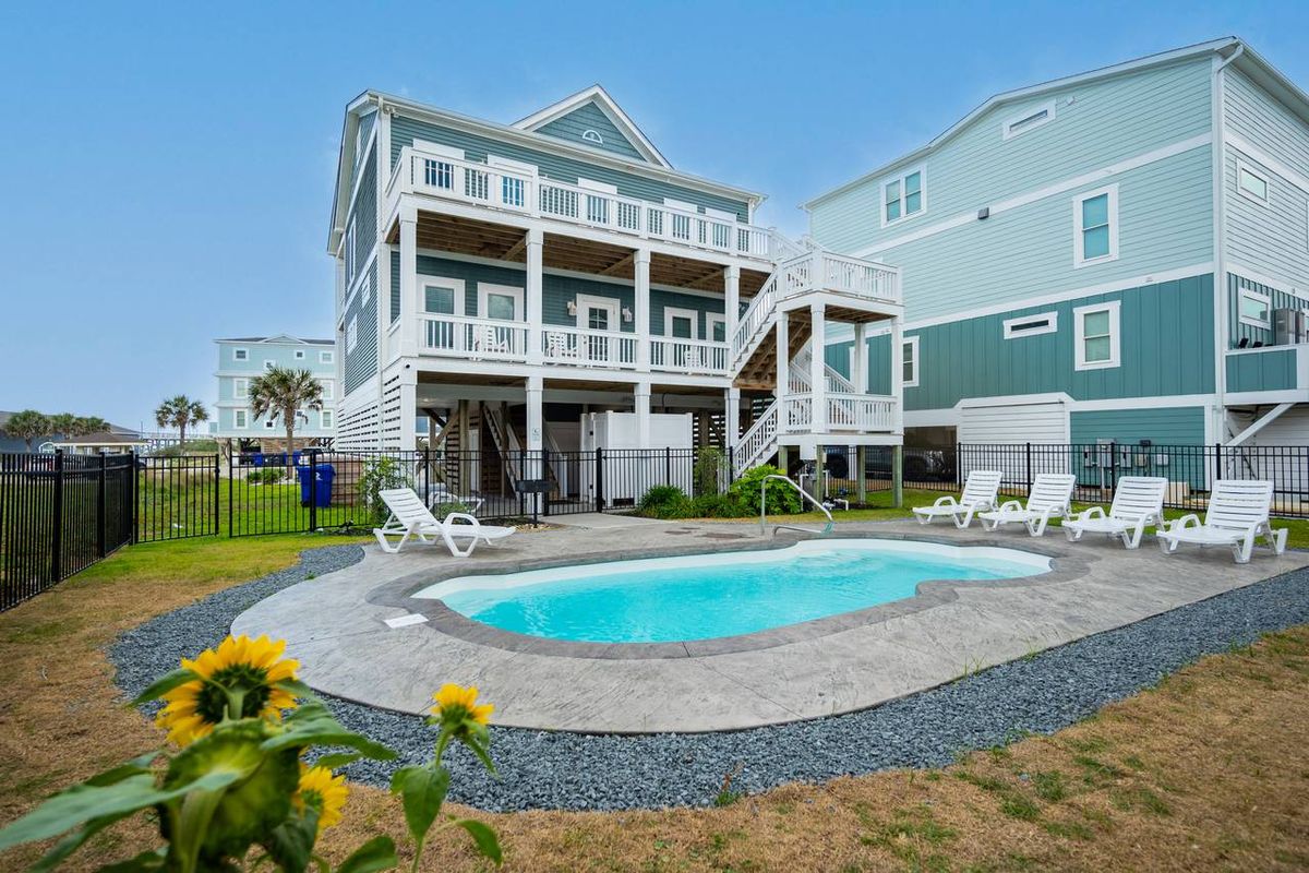 Pool Cleaning for Carolina-Blu Pool & Spa in Oak Island, NC