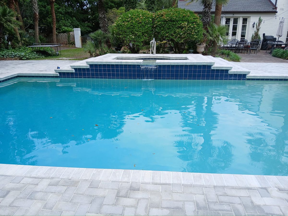 Fiber Glass Pool Installs for Coastal Pool Leak Detection in North Myrtle Beach, SC