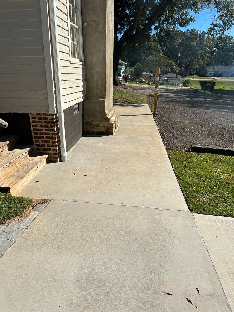 Concrete Slab Construction for Big League Concrete and Grading in Batesburg-Leesville, SC