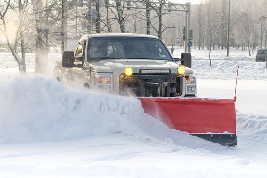 Snow Removal for Eds Concrete and Flat Work in Douglas, WY