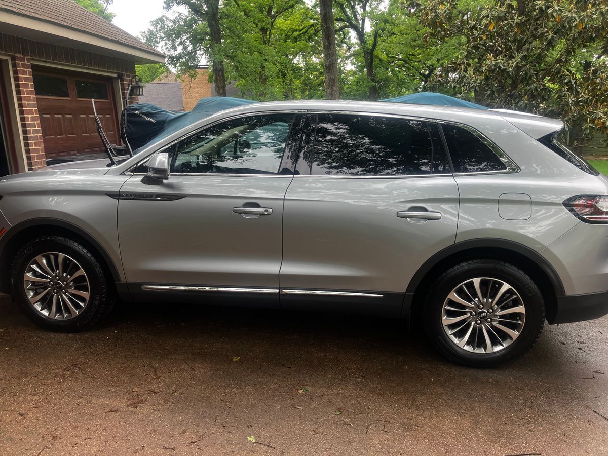 Auto Detailing for Veterans Pride Enterprises LLC in Denton, Texas
