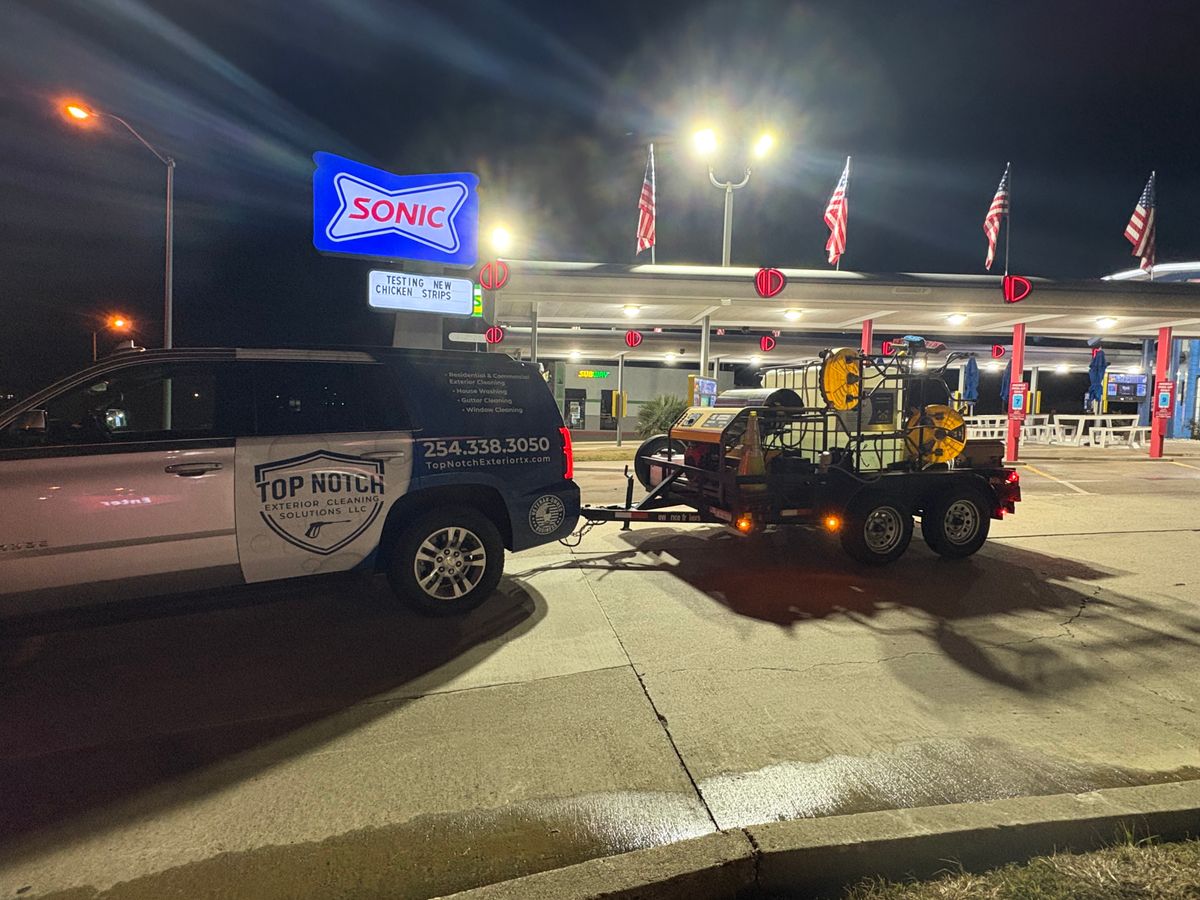 Commercial Equipment Cleaning for Top Notch Exterior Cleaning Solutions in Nolanville, TX