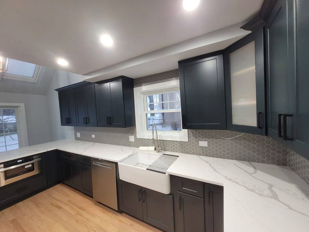 Kitchen and Cabinet Refinishing for Eagle Five Stars Painting in College Station, TX