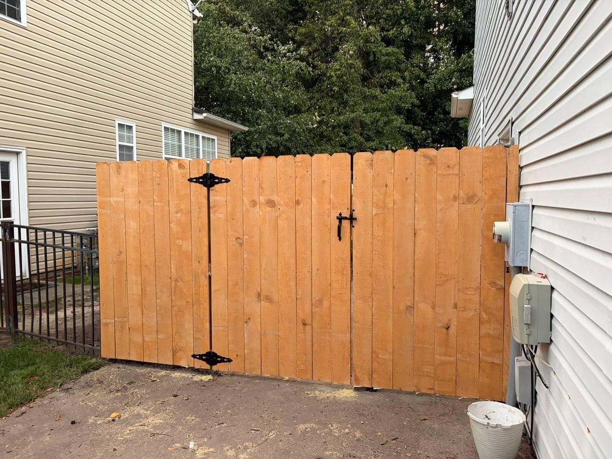 Gate Installation and Repair for RedLine Fencing in Moyock, NC