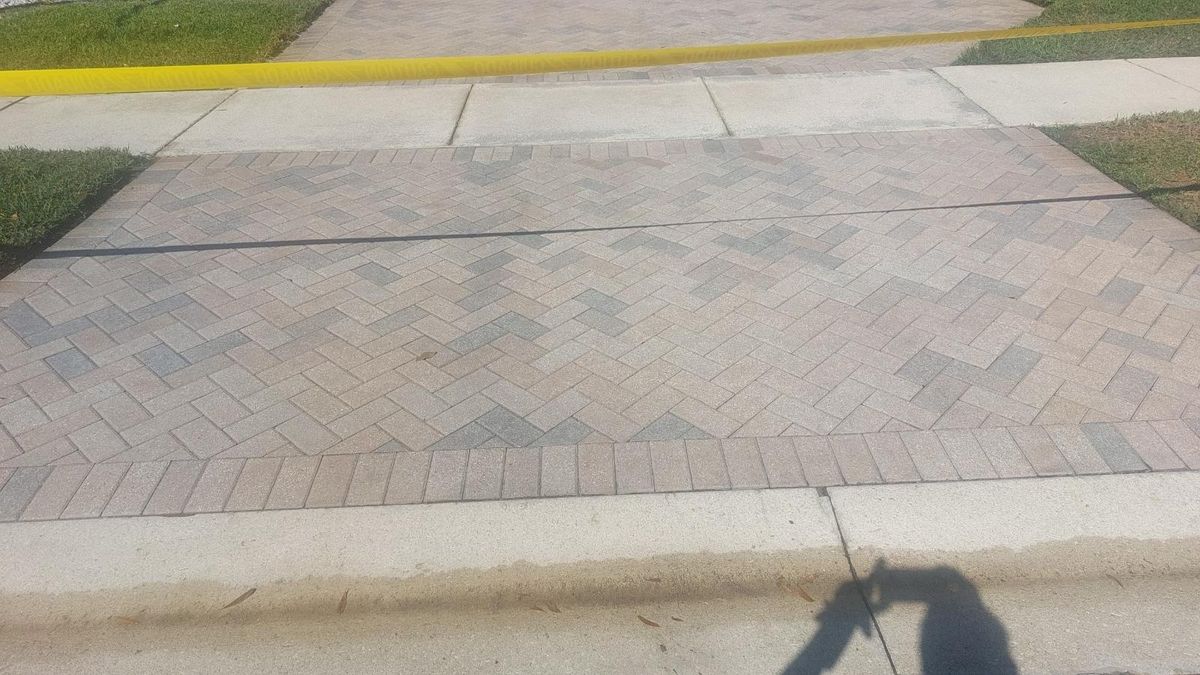 Concrete Cleaning for Zero Pressure Roof Cleaning INC in West Palm Beach, FL