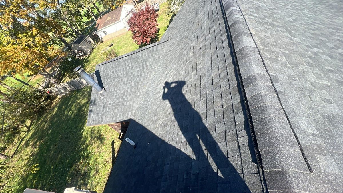 Shingle Roofing systems for KY Gutter Pro & Specialty Roofing Systems in Monticello, KY